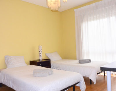 Yellow Room, Casa Vitória shared Apartment