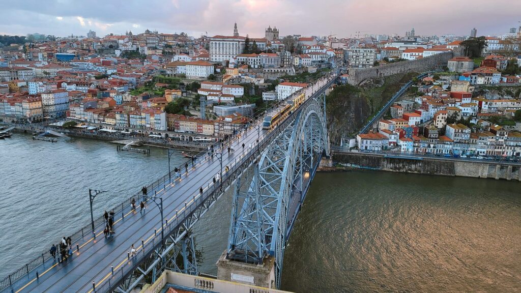 Discovering Porto: A Welcoming Haven for Business Travelers and Their Families