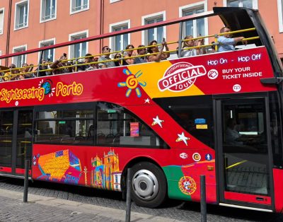 Effortless Exploration: The Hop-on Hop-off Bus Experience